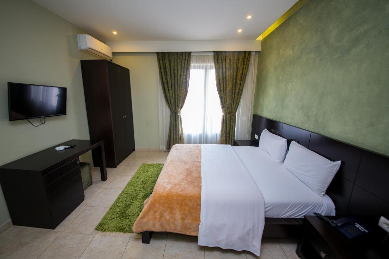 Hotel Denver Tiranë Eksteriør bilde